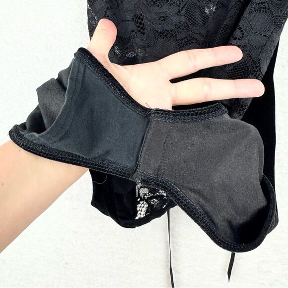 Killstar Saya Lace and Velvet Lace Up Bodysuit Black Size L Whimsigoth Punk Goth - Picture 7 of 16
